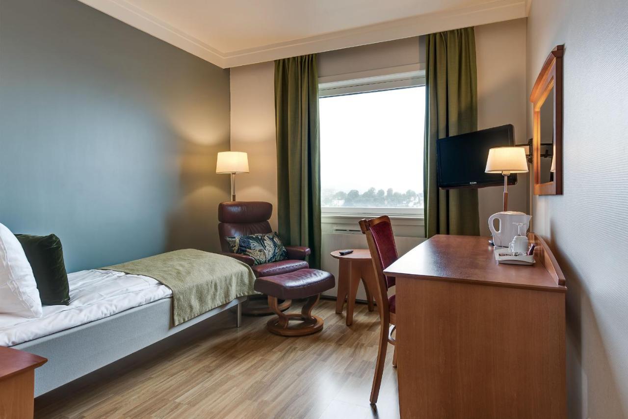 Hotell Vic พอร์ชกรุนน์ ภายนอก รูปภาพ