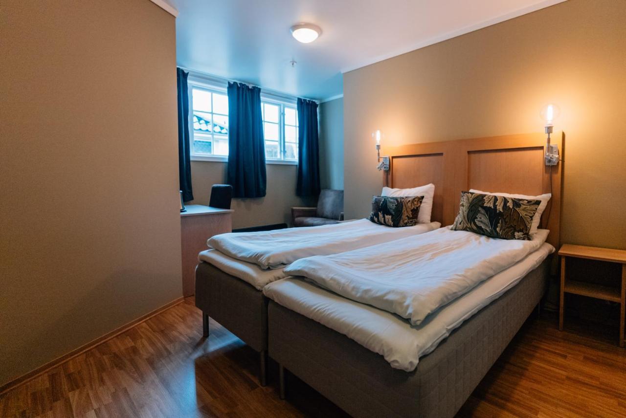 Hotell Vic พอร์ชกรุนน์ ภายนอก รูปภาพ