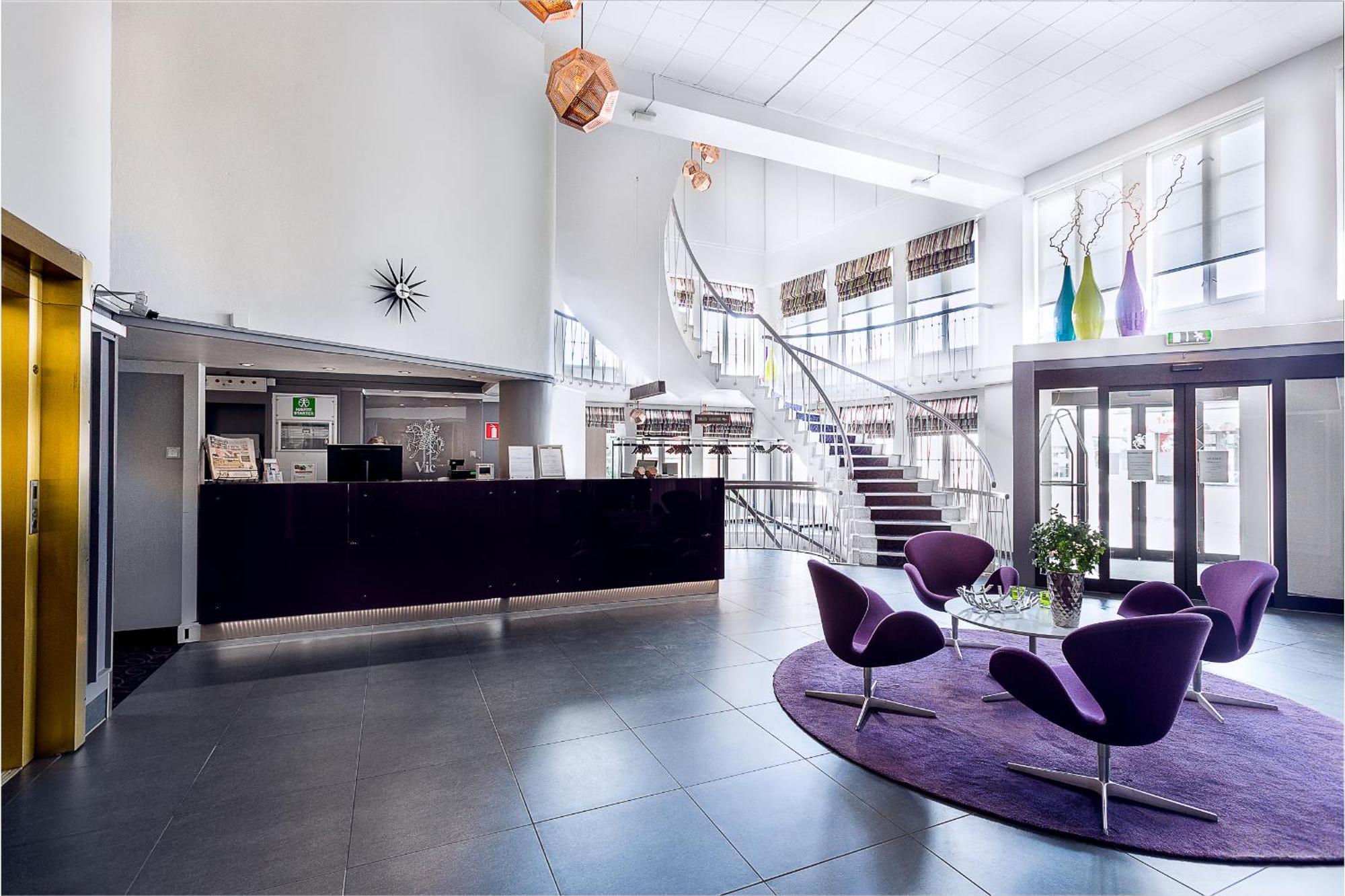 Hotell Vic พอร์ชกรุนน์ ภายนอก รูปภาพ