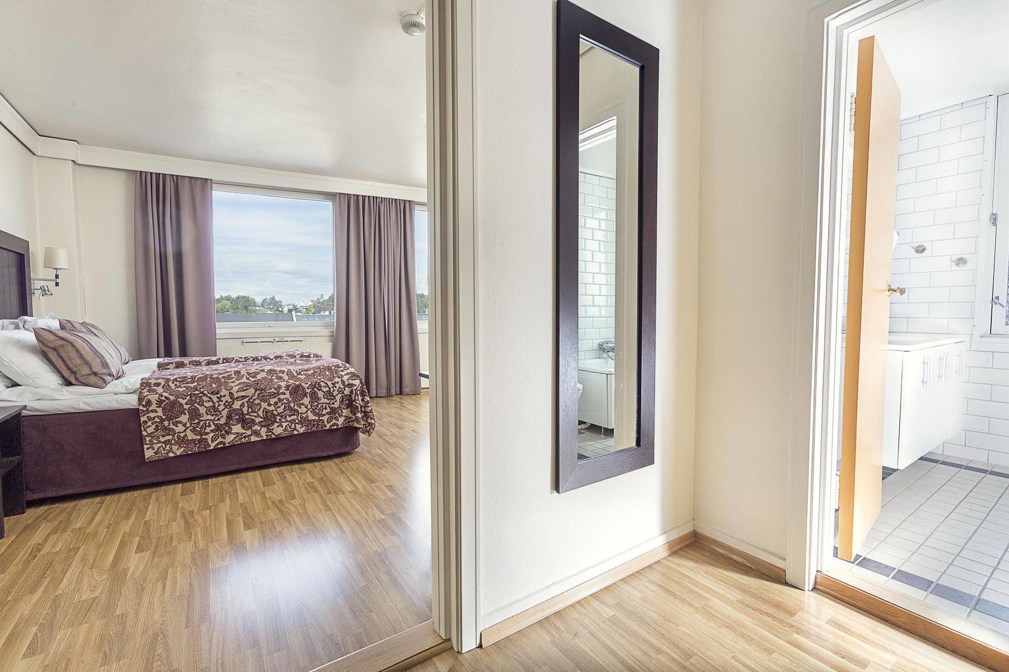 Hotell Vic พอร์ชกรุนน์ ภายนอก รูปภาพ