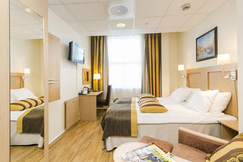 Hotell Vic พอร์ชกรุนน์ ภายนอก รูปภาพ