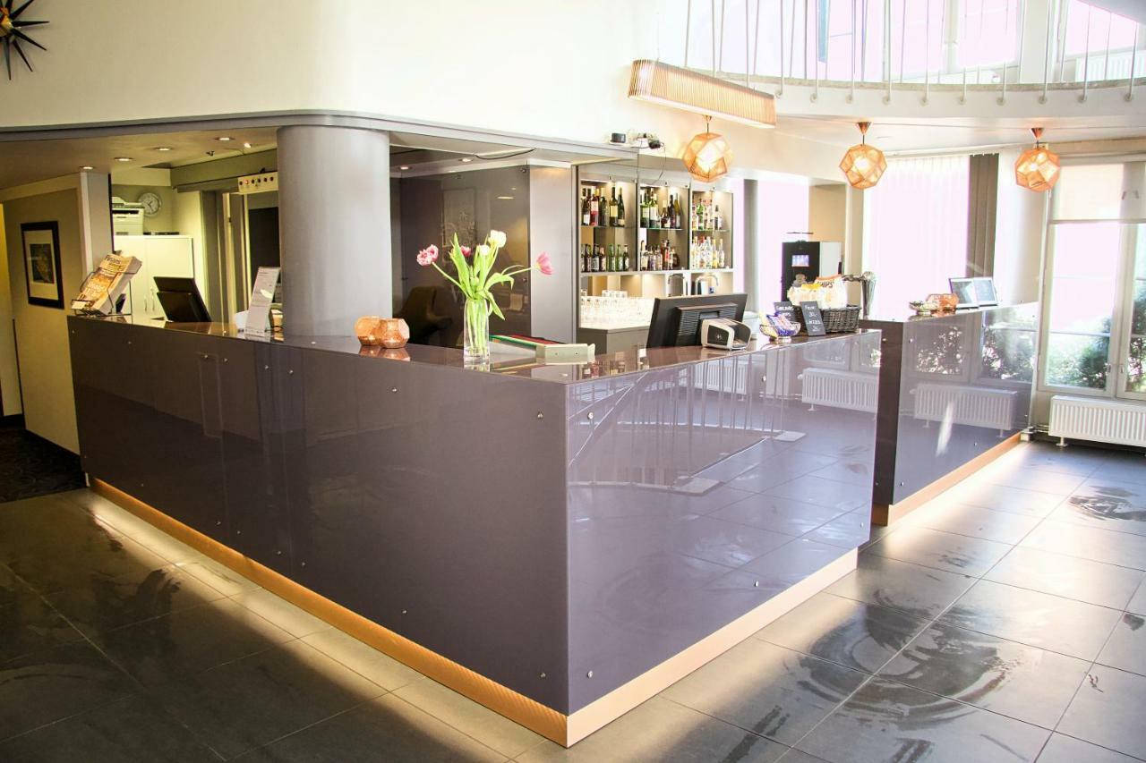 Hotell Vic พอร์ชกรุนน์ ภายนอก รูปภาพ
