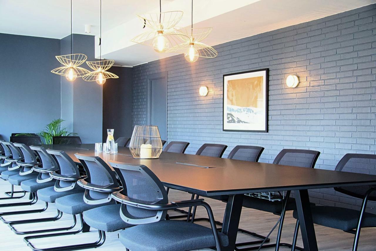Hotell Vic พอร์ชกรุนน์ ภายนอก รูปภาพ